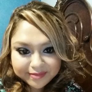 Meet your Posher, Juana noely